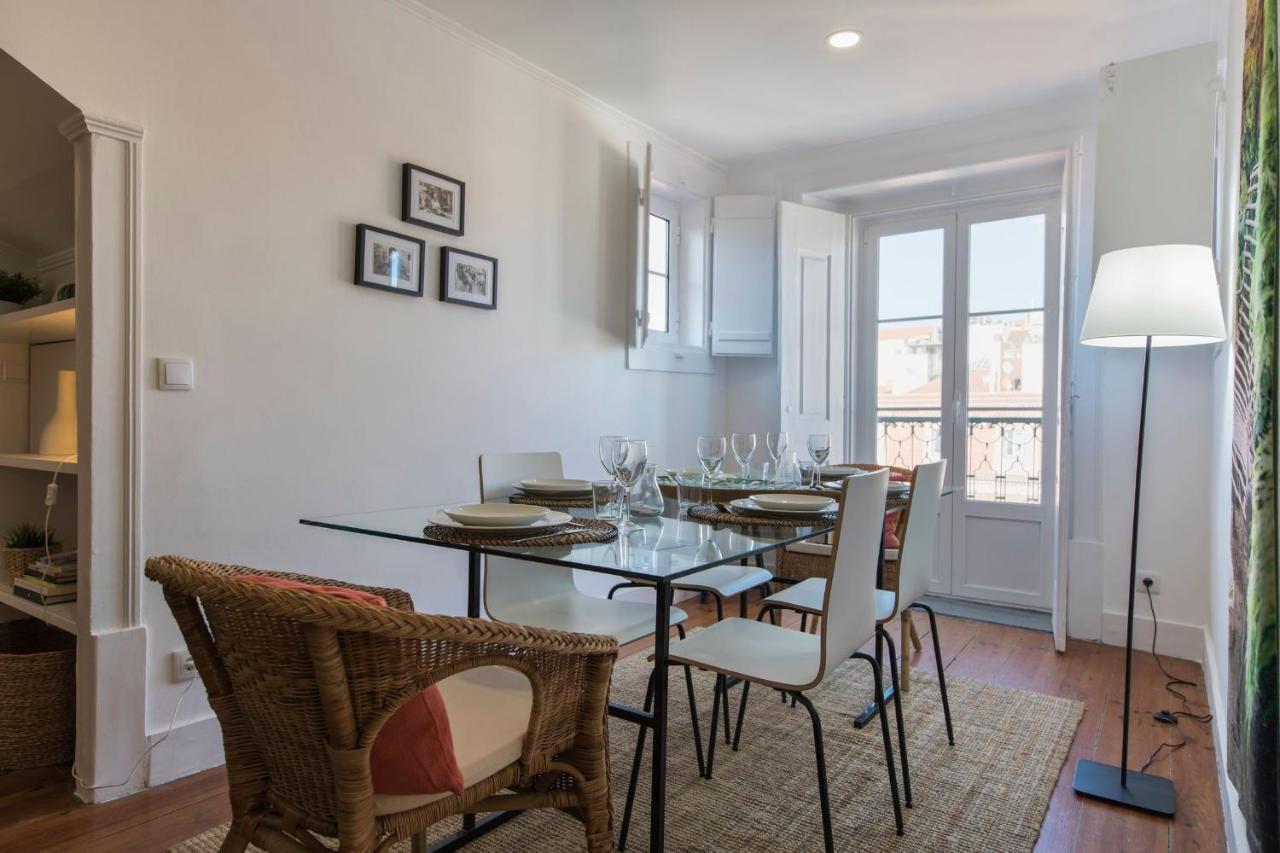 Lovelystay - Bairro Alto Terrace Wonder Lisbon Luaran gambar